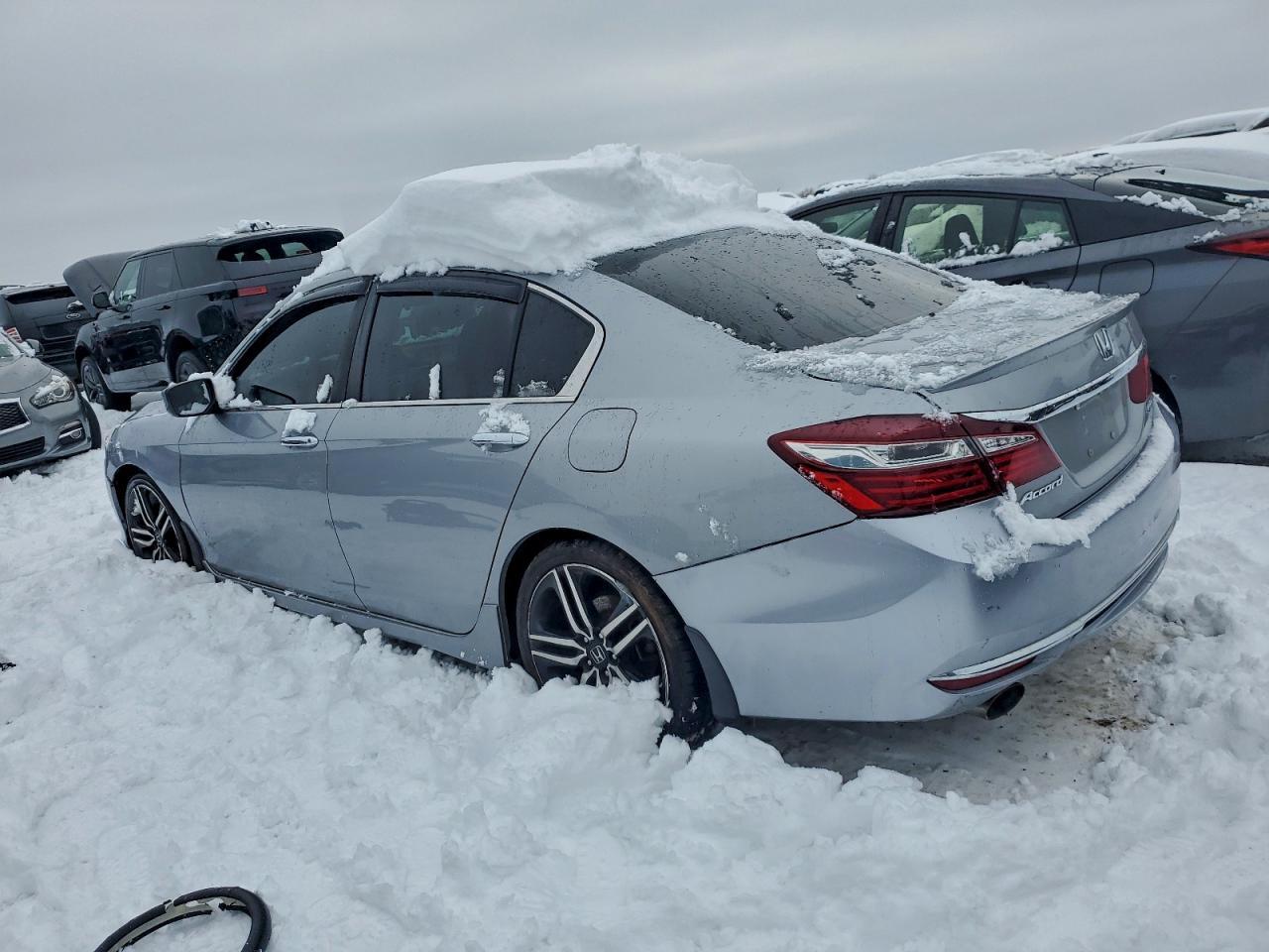 2016 HONDA ACCORD