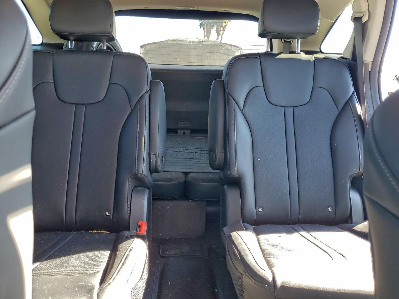 2023 KIA SORENTO