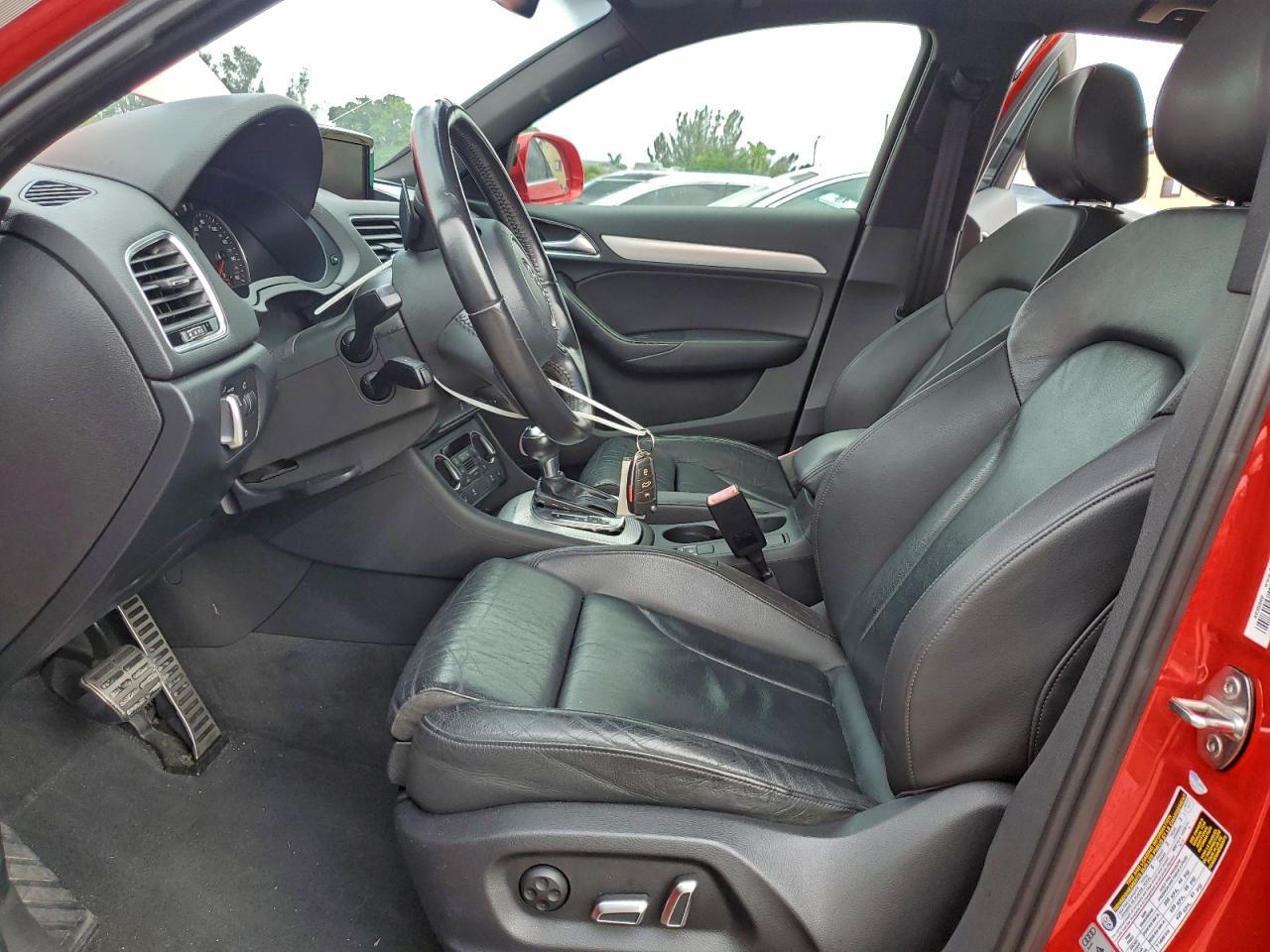 2016 AUDI Q3