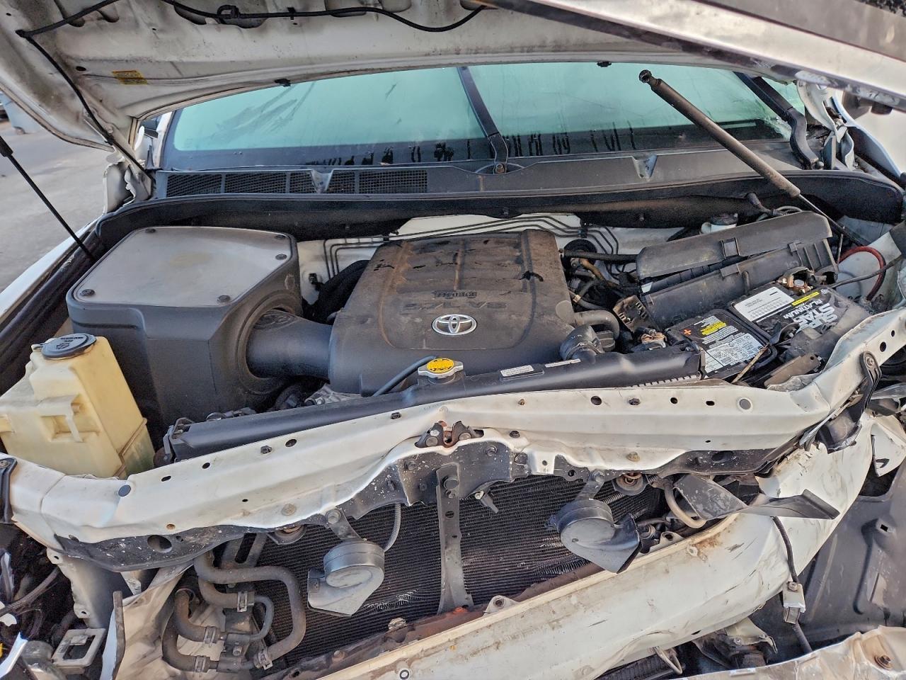 2012 TOYOTA TUNDRA