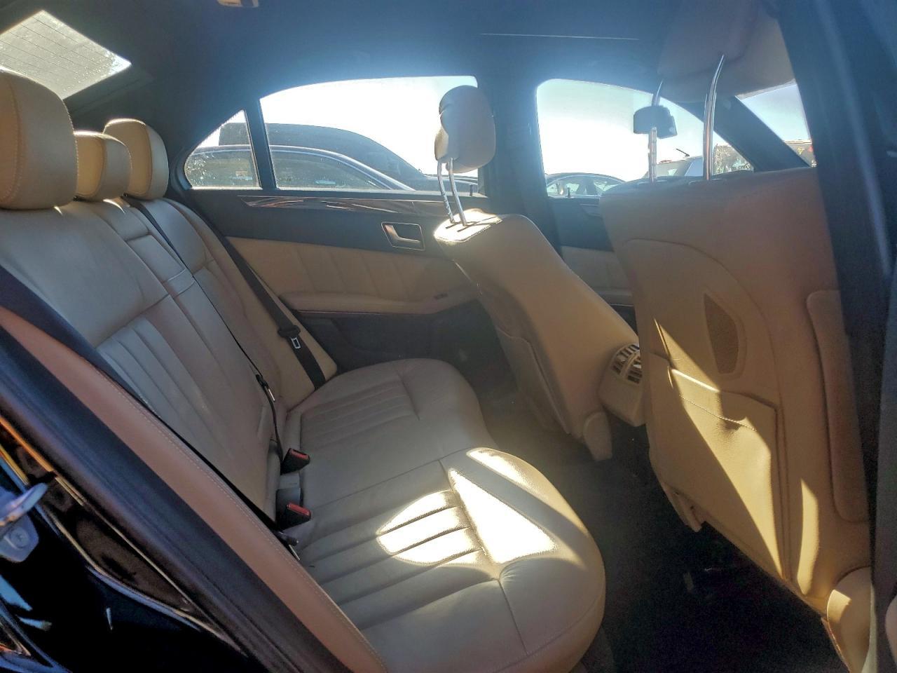 2012 MERCEDES-BENZ E-Class