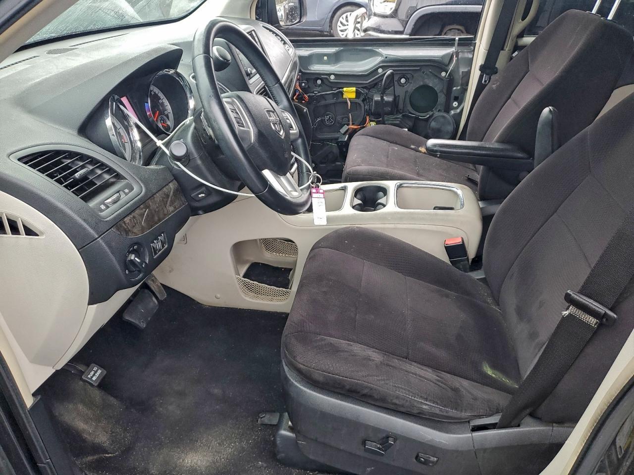 2011 DODGE GRAND CARAVAN