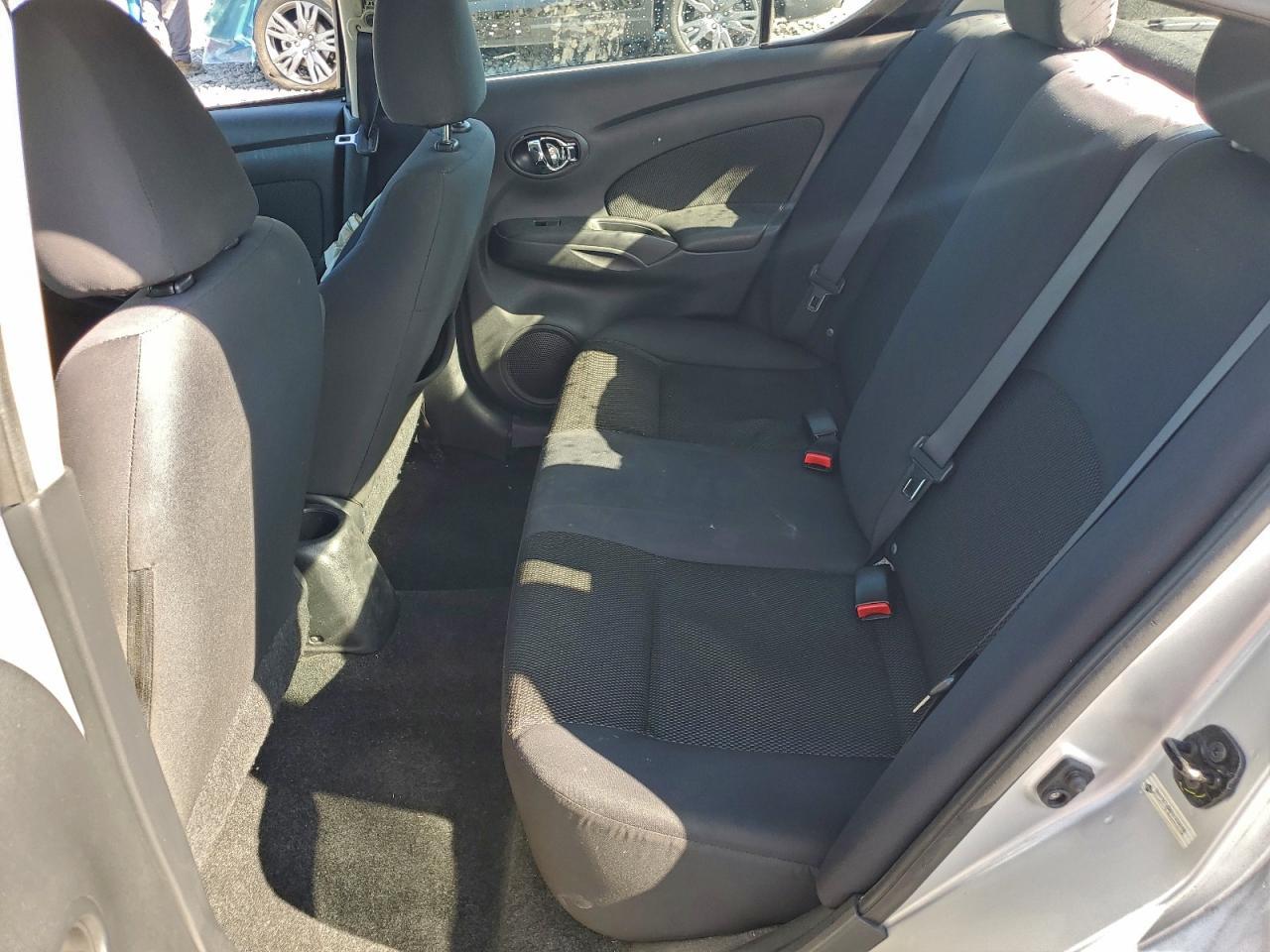2013 NISSAN VERSA