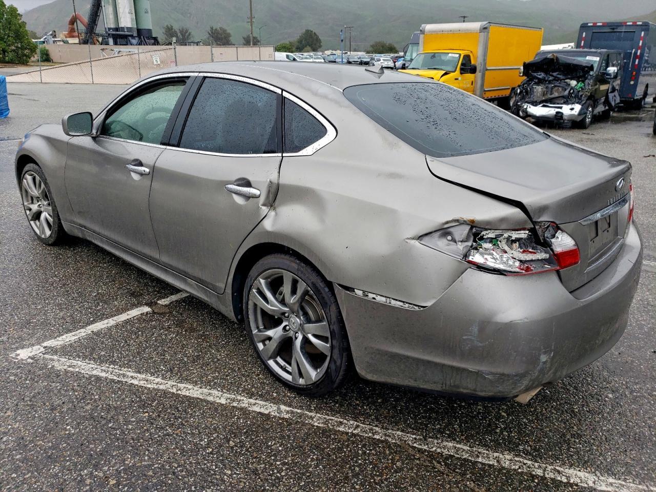 2012 INFINITI M37