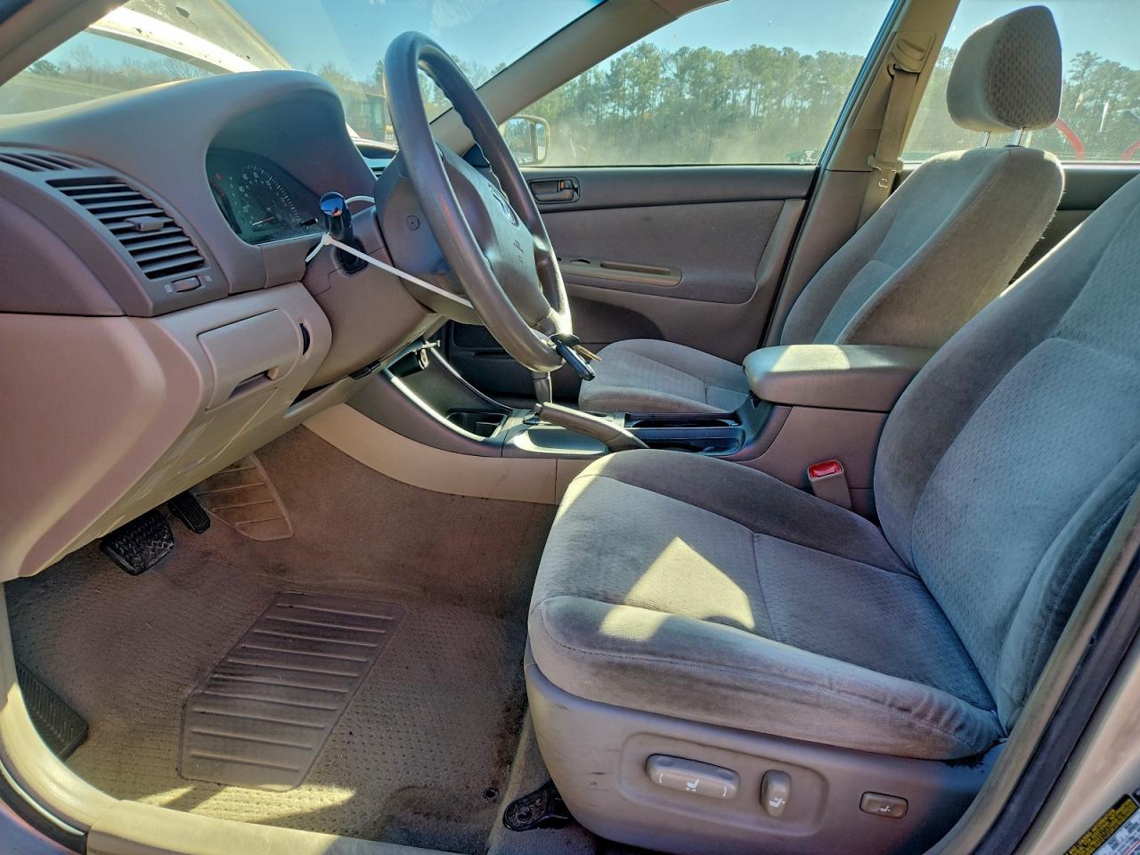 2004 TOYOTA CAMRY