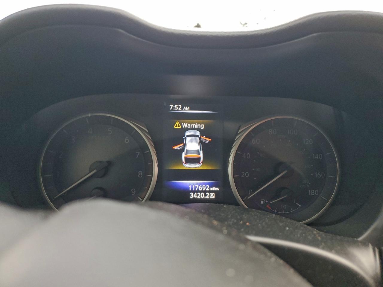 2016 INFINITI Q50
