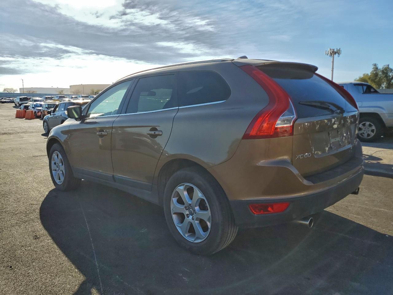 2012 VOLVO XC60