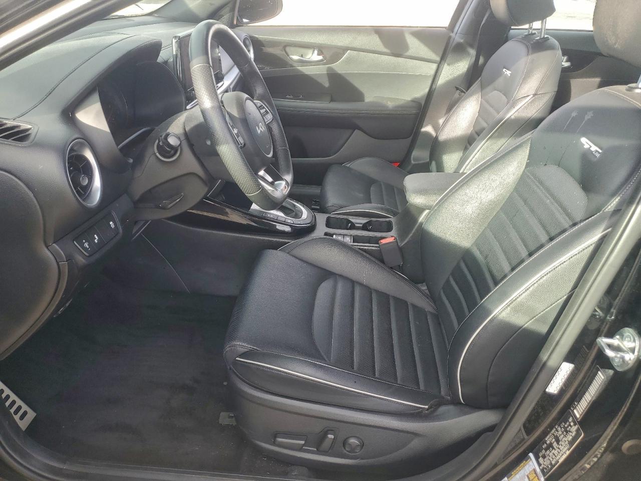 2023 KIA FORTE