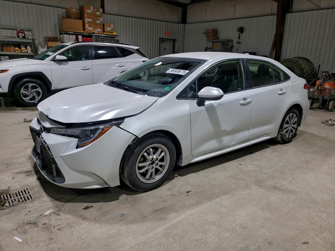 2022 TOYOTA COROLLA