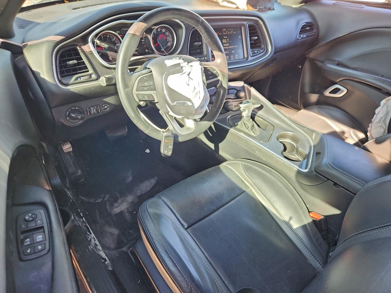 2016 DODGE Challenger