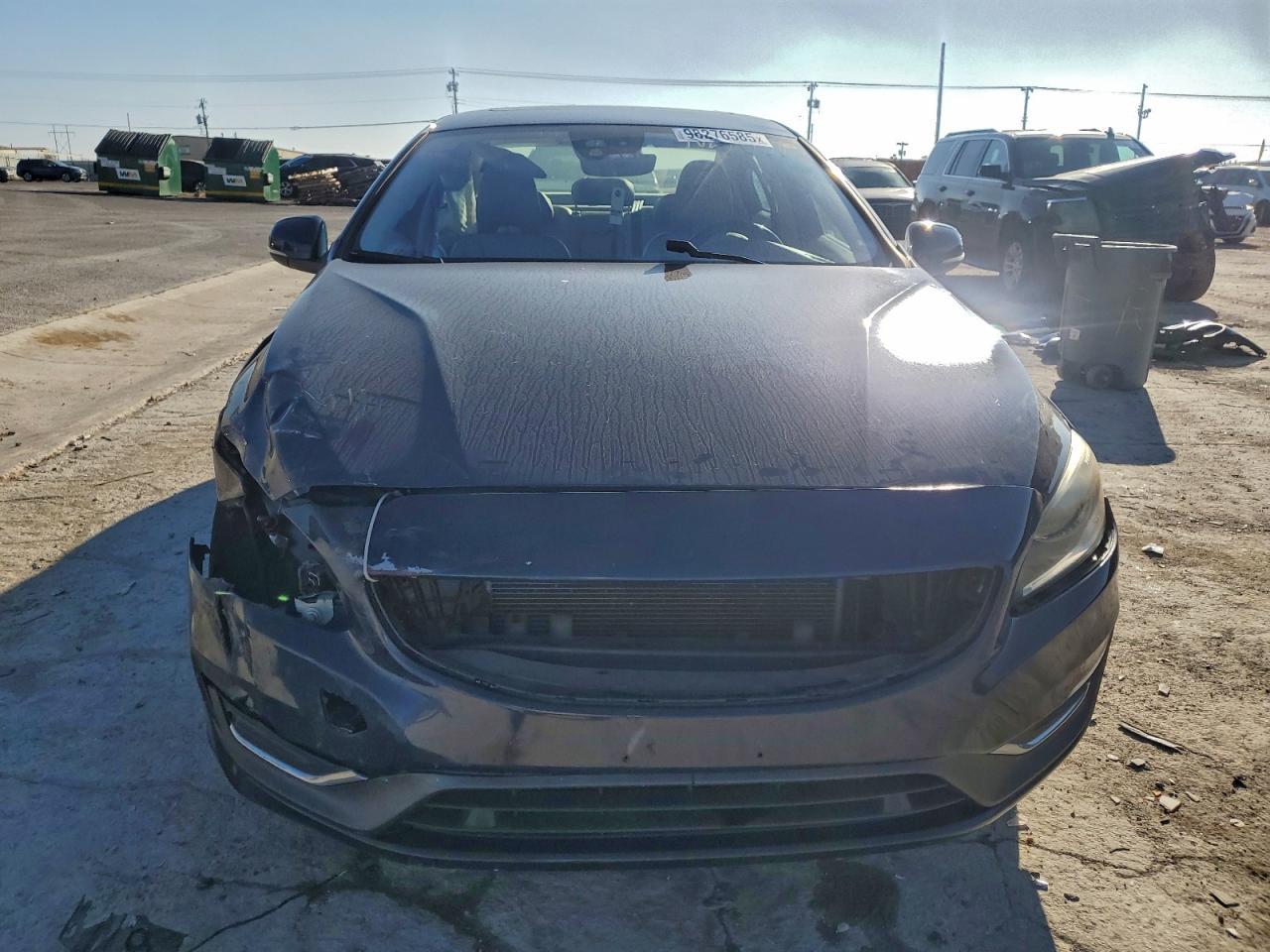 2015 VOLVO S60