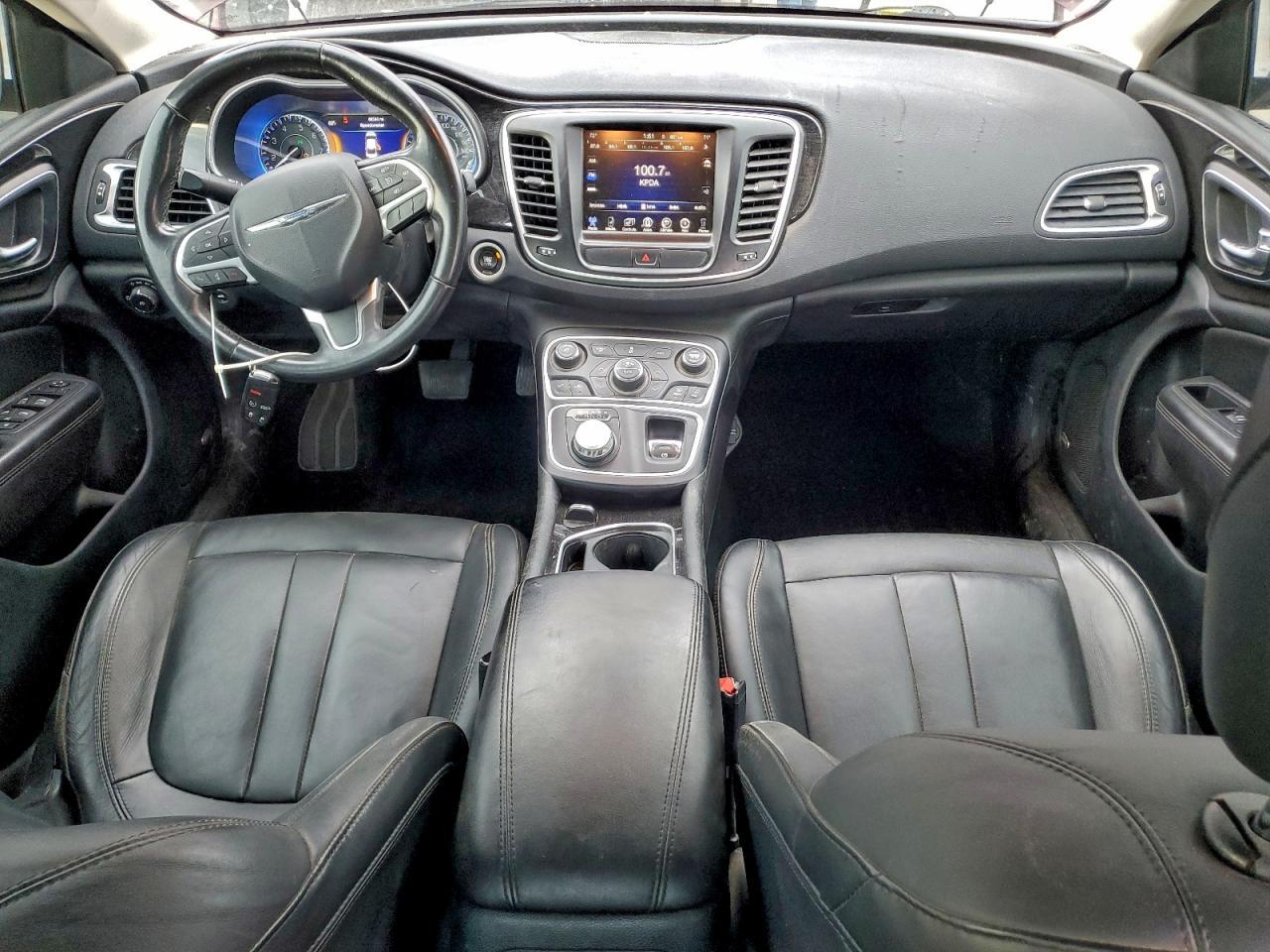 2015 CHRYSLER 200