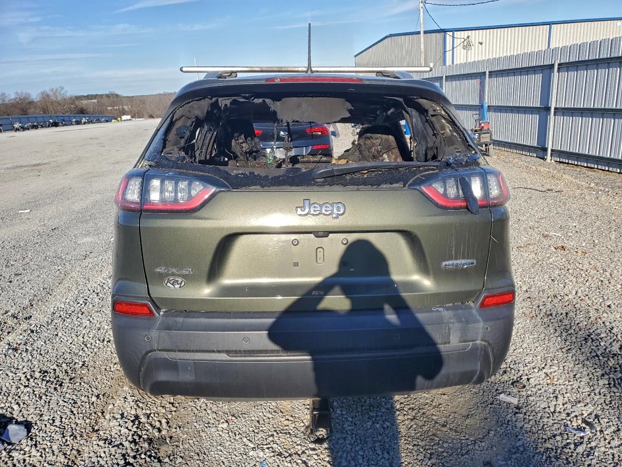 2021 JEEP CHEROKEE