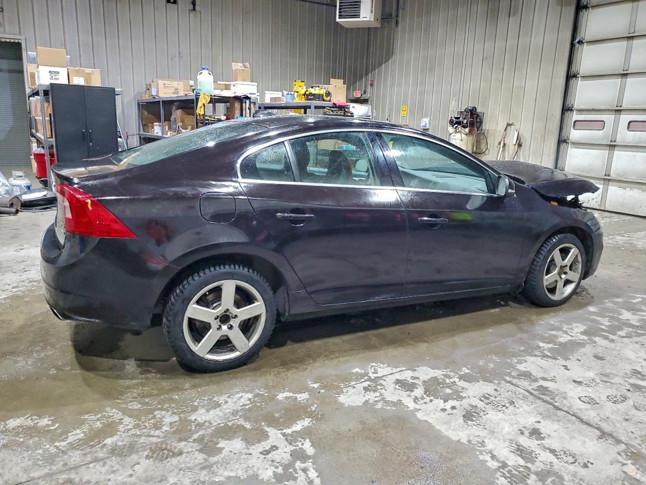 2014 VOLVO S60