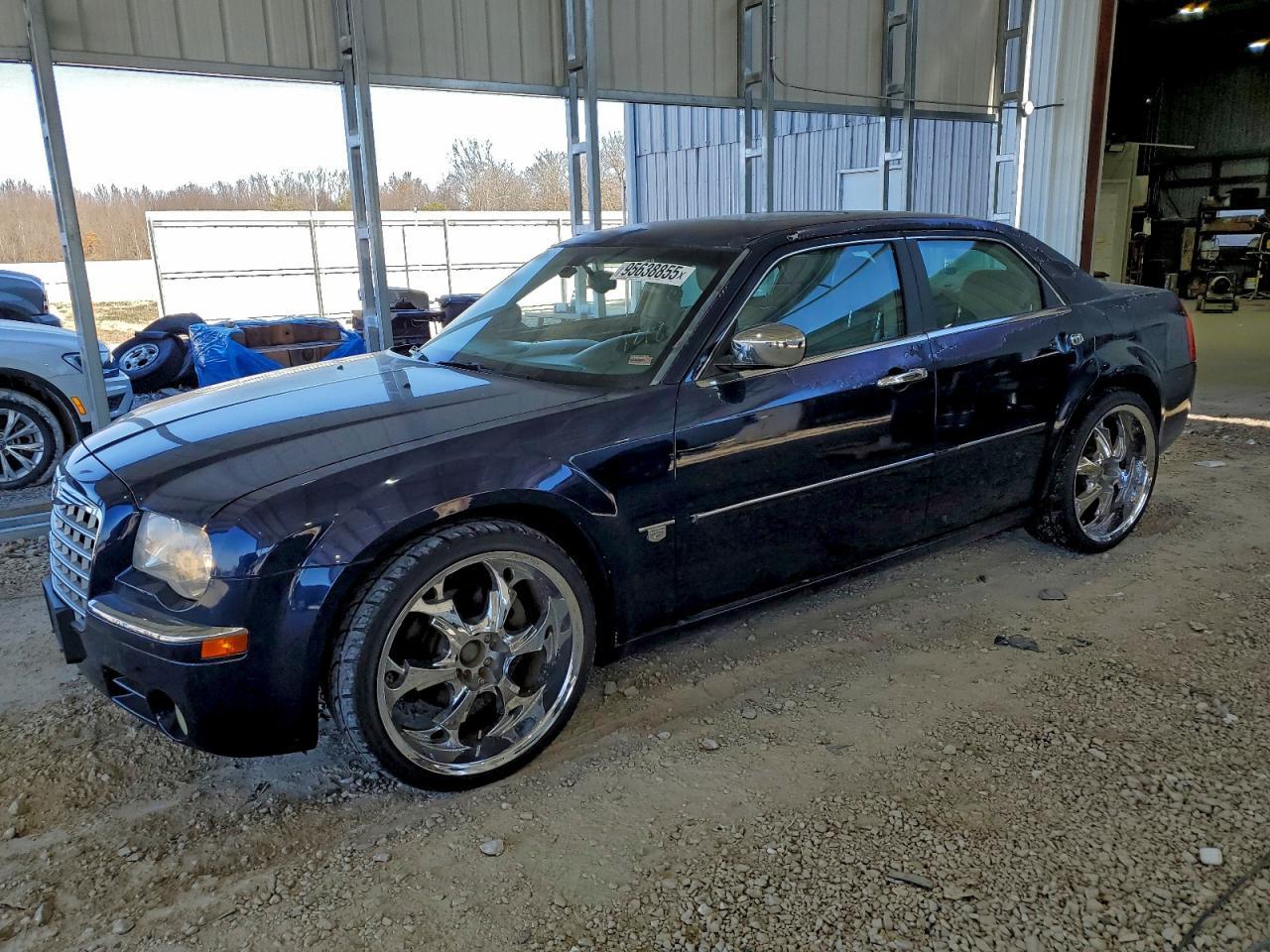 2005 CHRYSLER 300