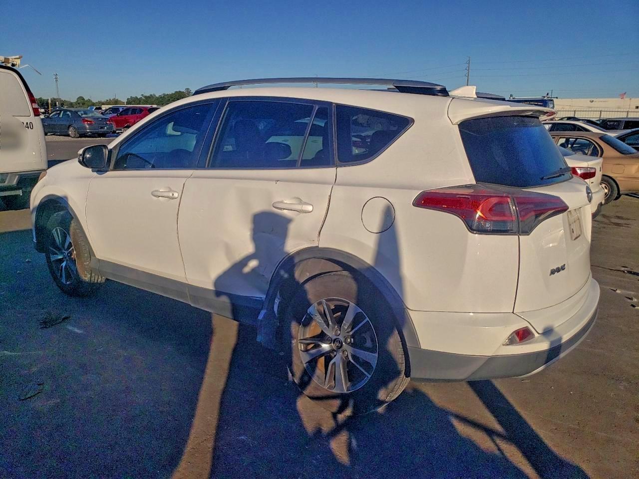 2016 TOYOTA RAV4