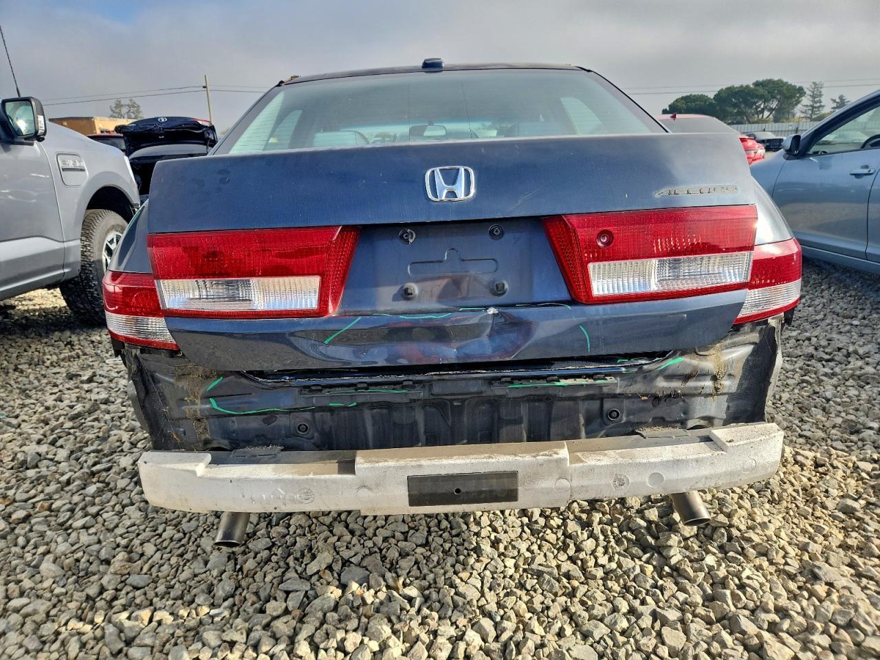 2004 HONDA ACCORD