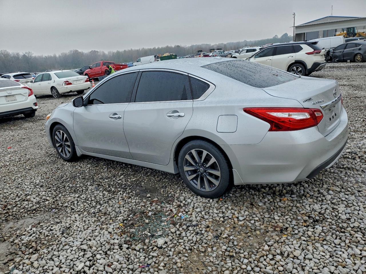 2017 NISSAN ALTIMA