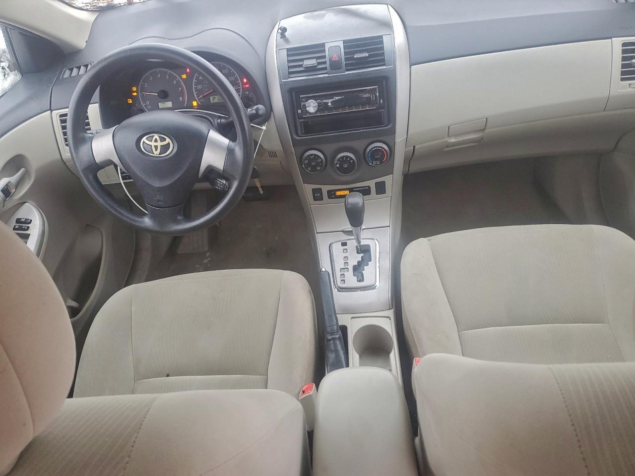 2011 TOYOTA COROLLA