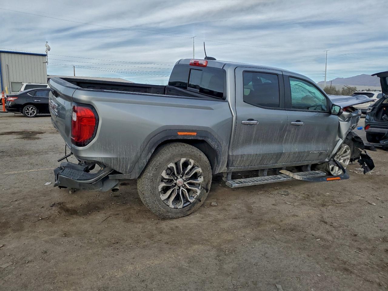 2024 GMC CANYON