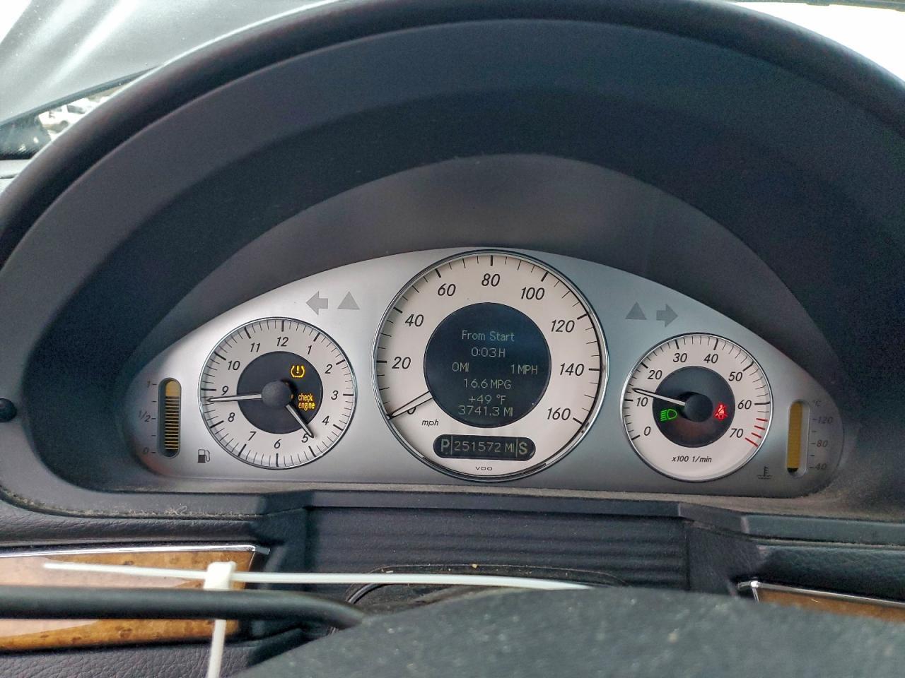 2009 MERCEDES-BENZ E-Class