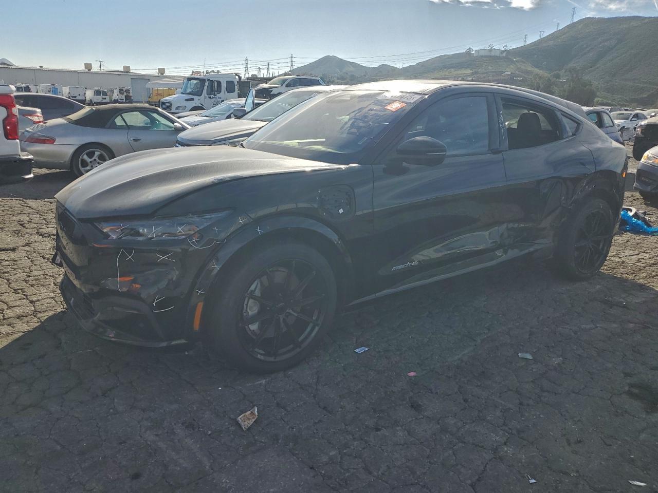 2023 FORD Mustang Mach-E