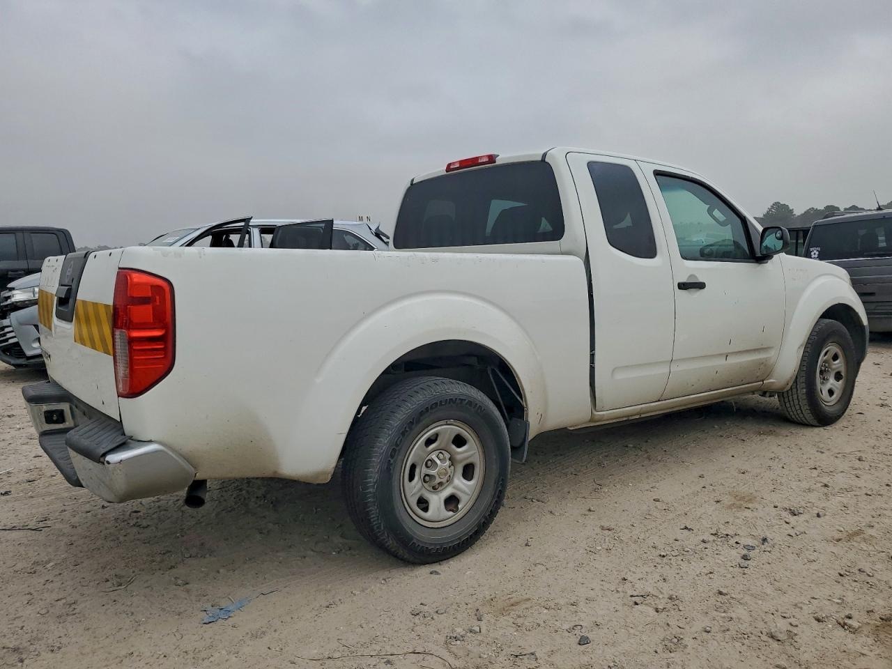 2014 NISSAN Frontier