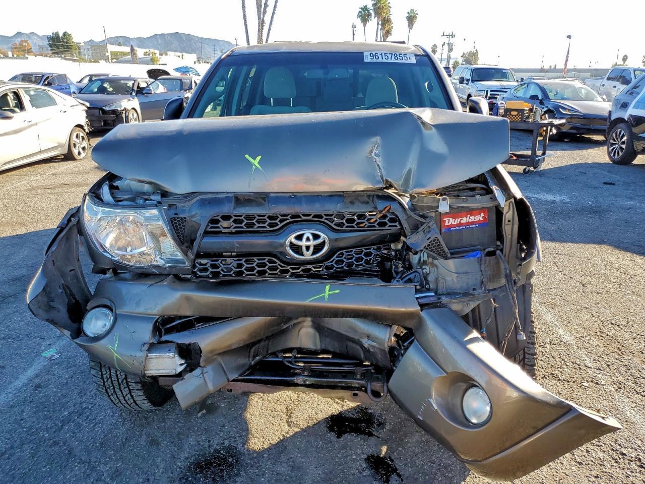 2011 TOYOTA TACOMA