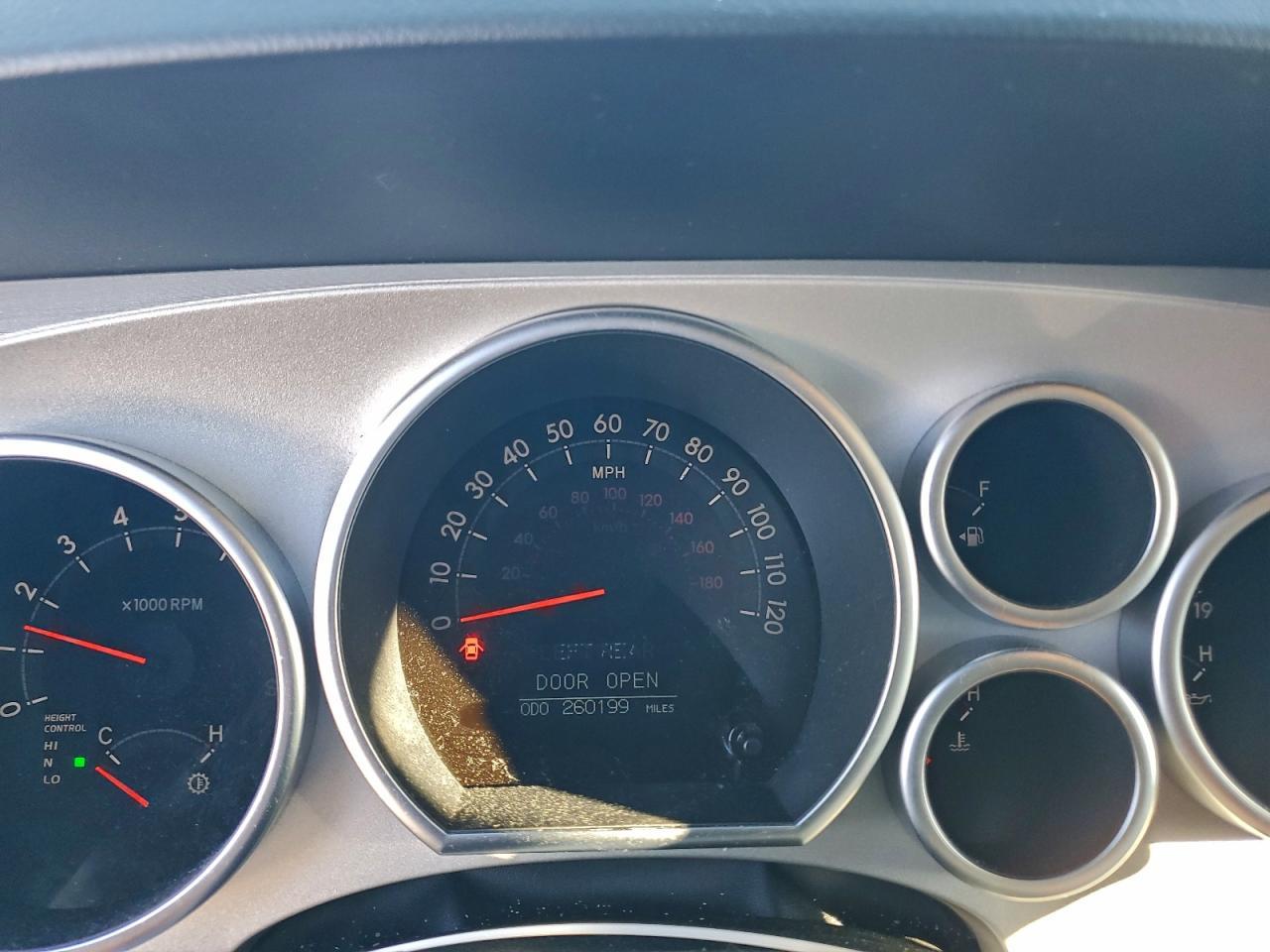 2008 TOYOTA Sequoia