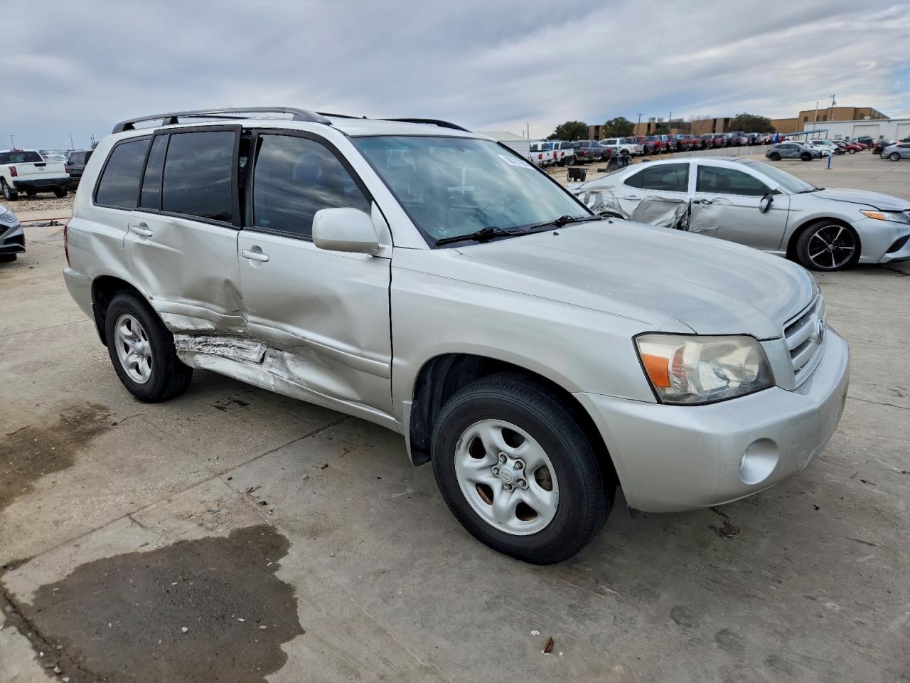 2006 TOYOTA HIGHLANDER