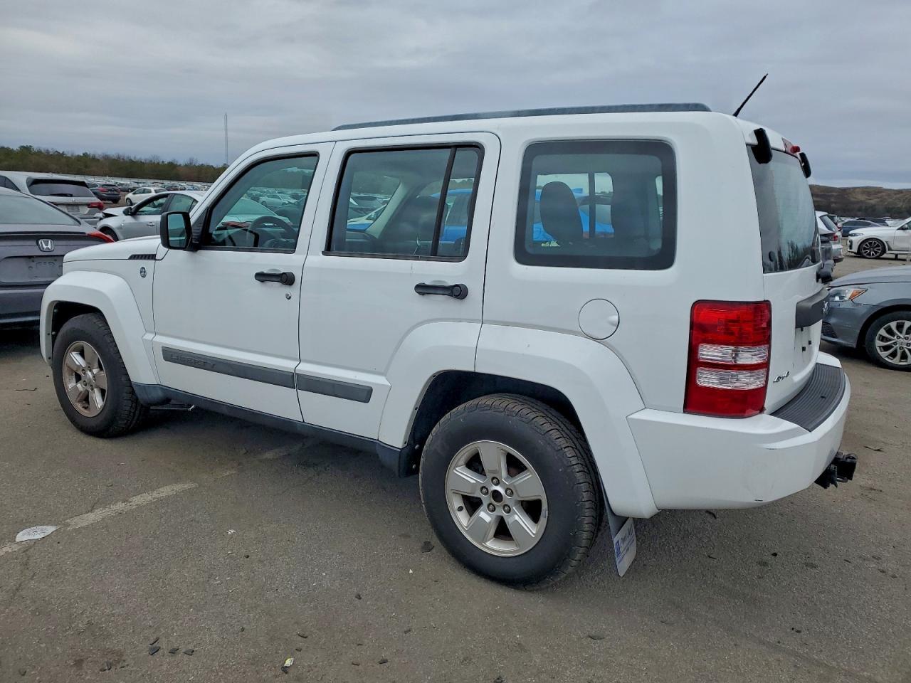 2012 JEEP Liberty