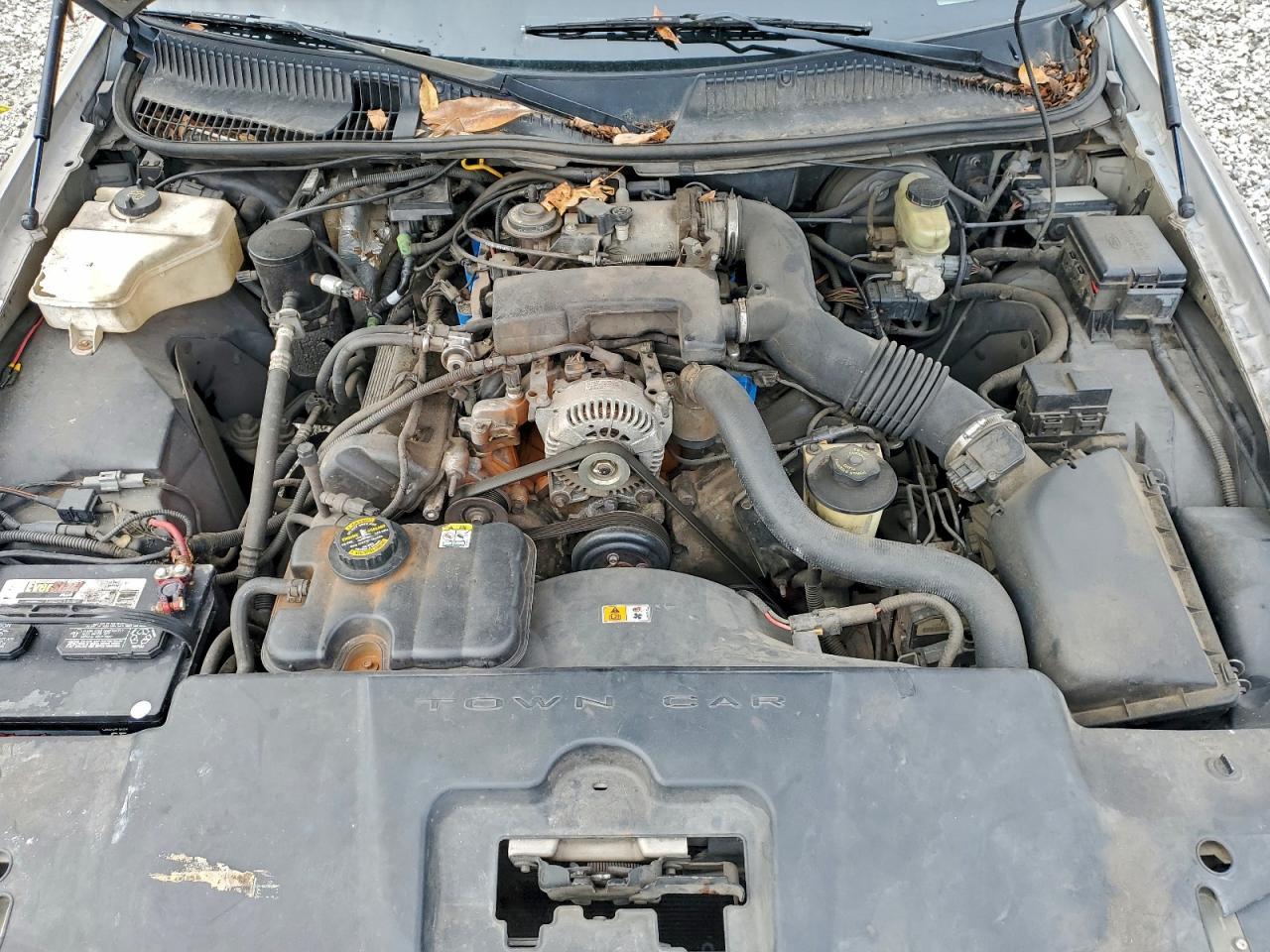 2001 LINCOLN Town Car
