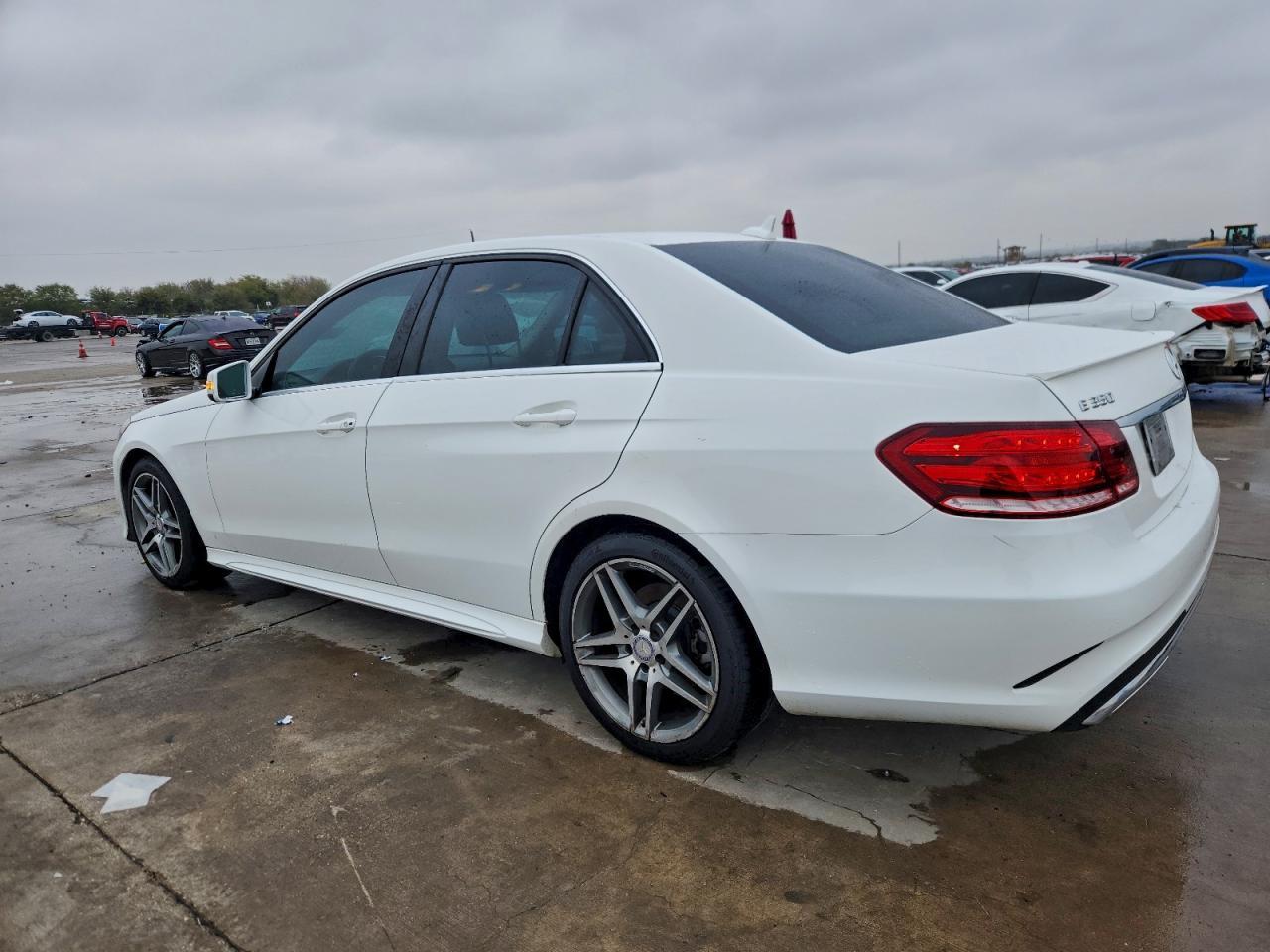 2014 MERCEDES-BENZ E-Class