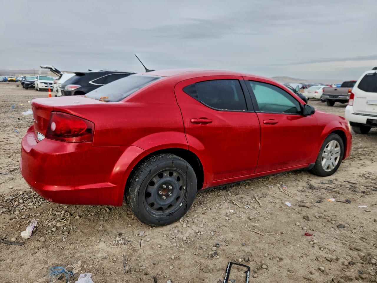 2013 DODGE Avenger