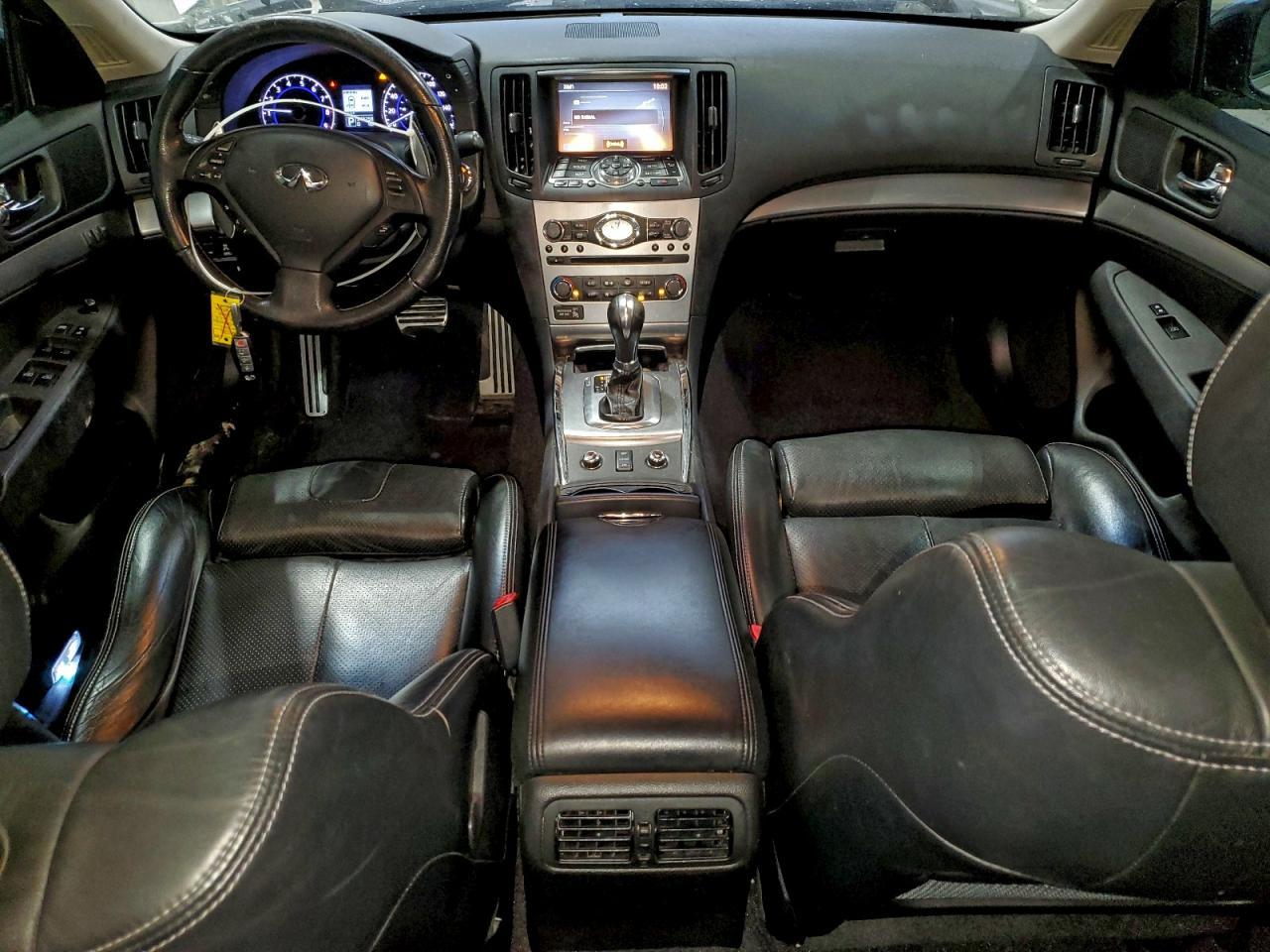 2011 INFINITI G37