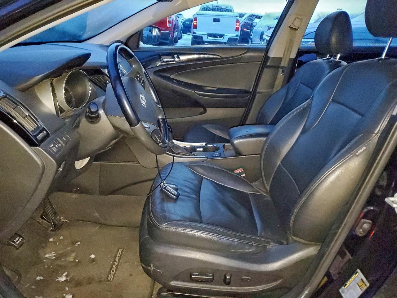 2013 HYUNDAI SONATA