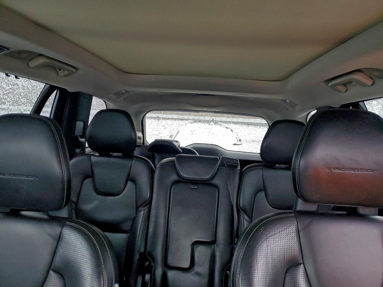 2016 VOLVO XC90