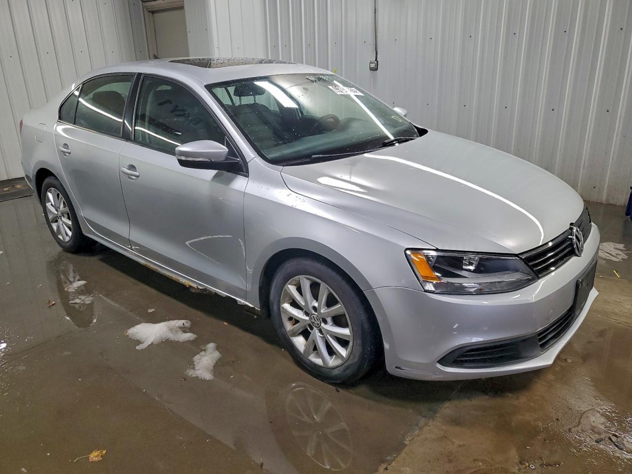 2011 VOLKSWAGEN JETTA