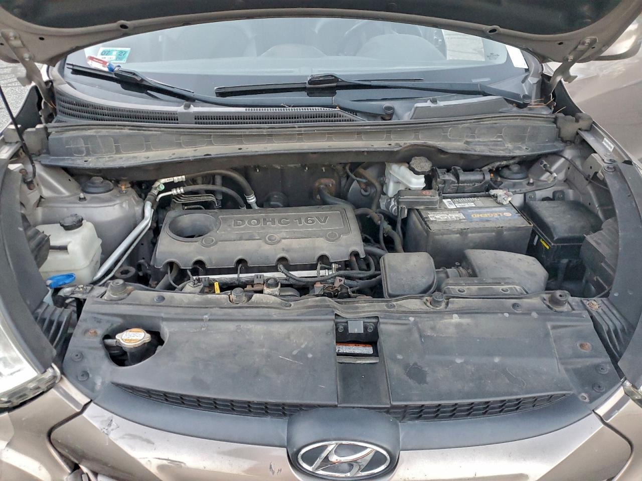 2011 HYUNDAI TUCSON