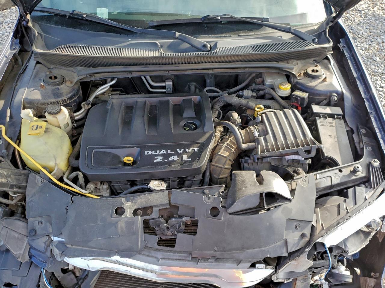 2013 CHRYSLER 200