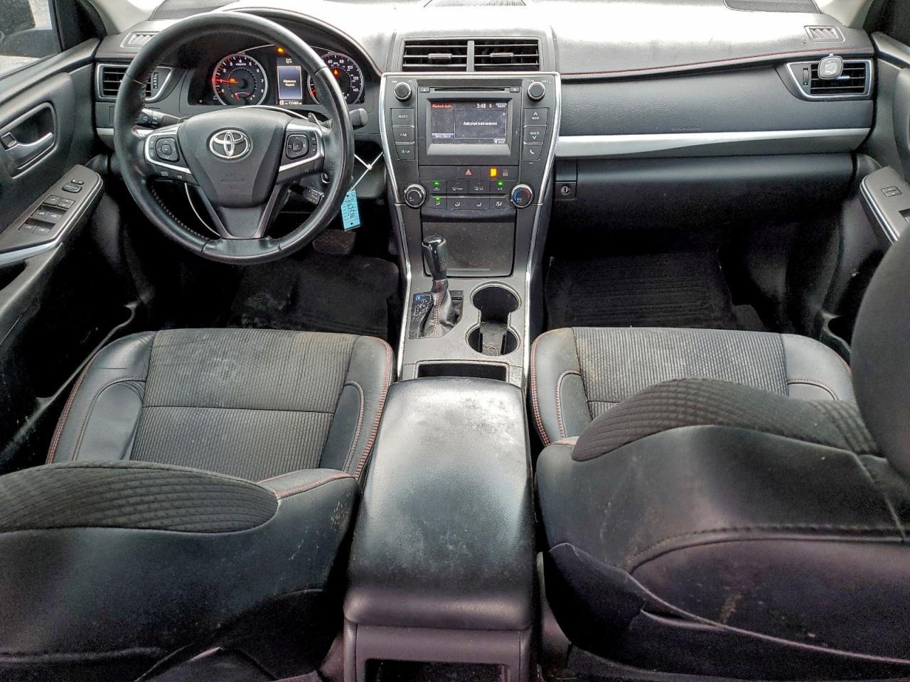 2016 TOYOTA CAMRY
