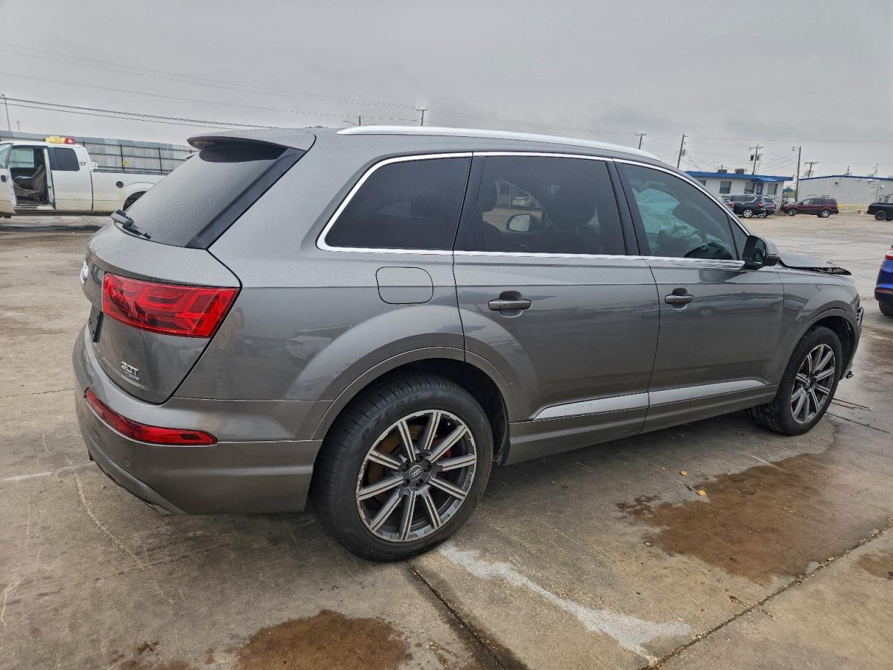 2017 AUDI Q7