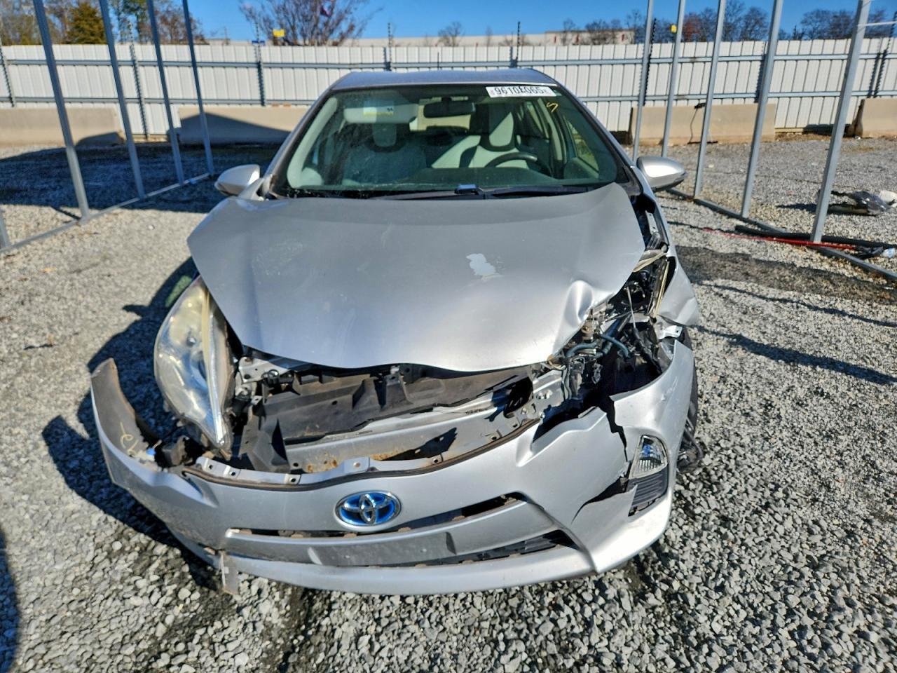 2012 TOYOTA Prius c