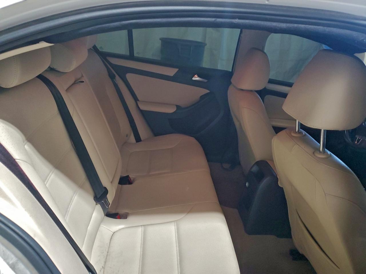 2012 VOLKSWAGEN JETTA