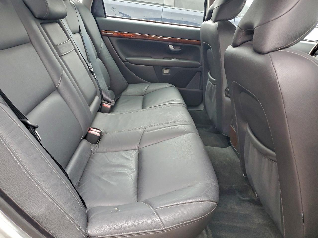 2006 VOLVO S80