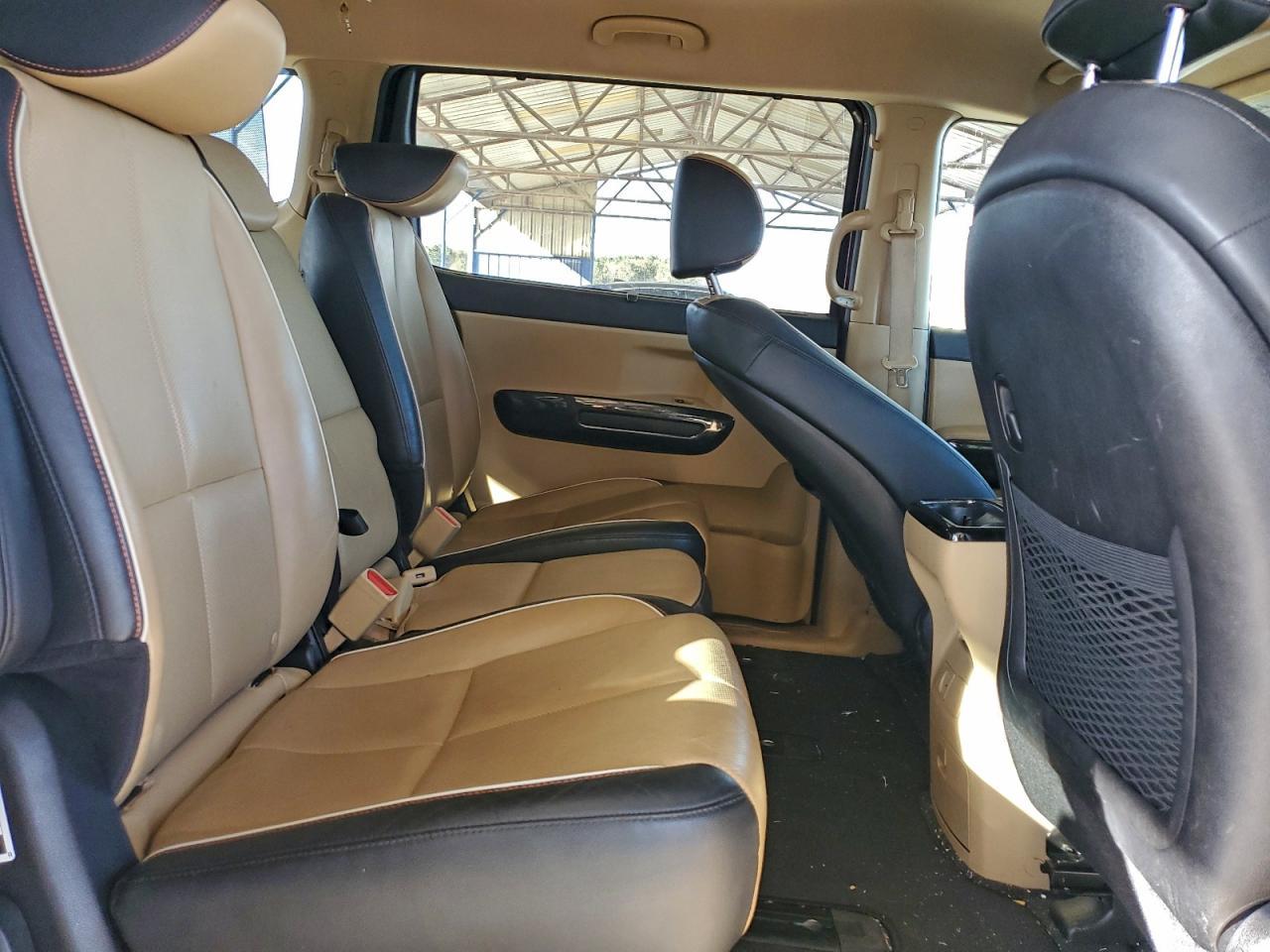 2017 KIA SEDONA