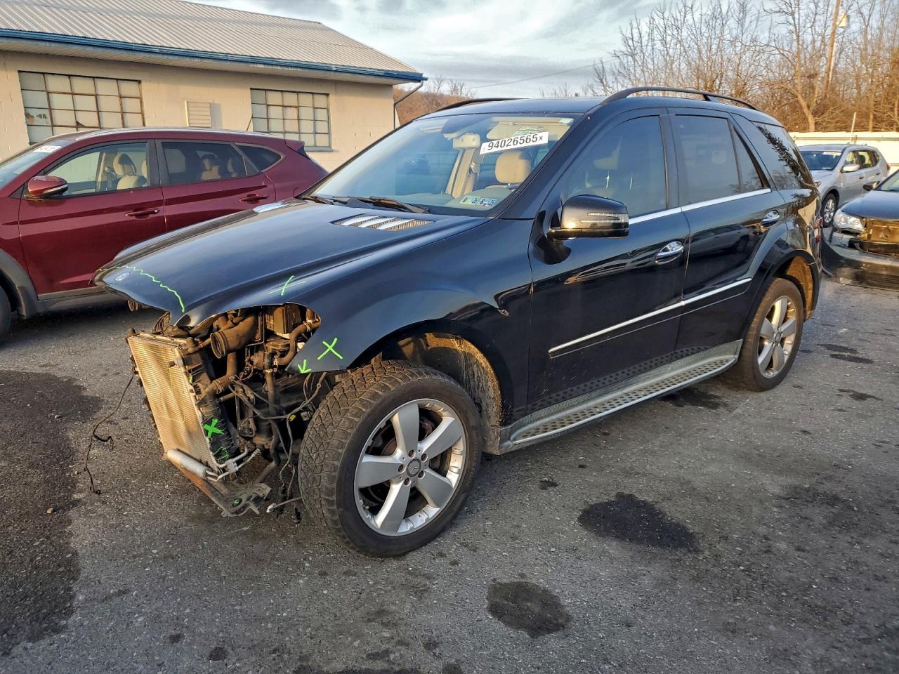 2011 MERCEDES-BENZ ML-Class