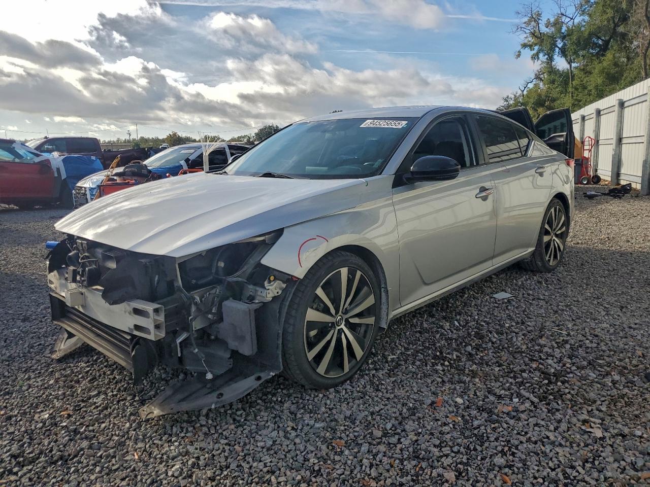 2019 NISSAN ALTIMA