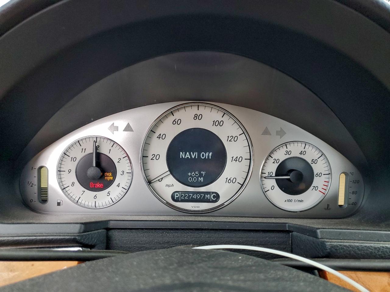 2009 MERCEDES-BENZ E-Class