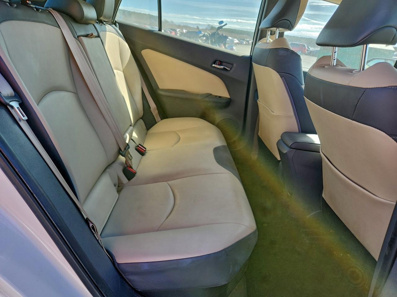 2018 TOYOTA PRIUS